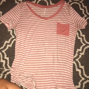 Super comfy flowy shirt, barely worn